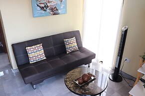 Airport SJO Residence 2 Edward & Familia