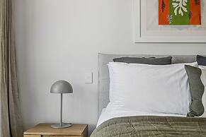 Chic contemporary in Wynyard Quarter