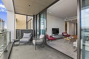 Chic contemporary in Wynyard Quarter