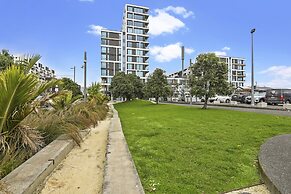 Chic contemporary in Wynyard Quarter