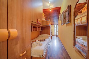 Cosy Loft 500m From Sea