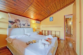 Cosy Loft 500m From Sea