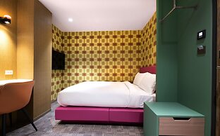 Royal Group Hotel  Xiong Zhong  Branch