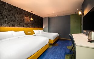 Royal Group Hotel  Xiong Zhong  Branch