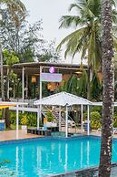 Foxoso La Beach Resort & Spa