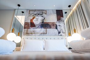 Gate Twenty Two Boutique Hotel
