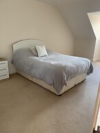 Captivating 4-bed House in West Wales