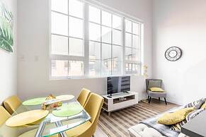 GLOBALSTAY. Dundurn Lofts. Free parking. Gym