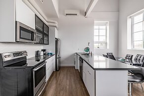 GLOBALSTAY. Dundurn Lofts. Free parking. Gym