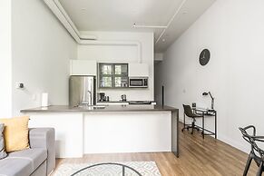 GLOBALSTAY. Dundurn Lofts. Free parking. Gym