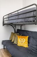 GLOBALSTAY. Dundurn Lofts. Free parking. Gym