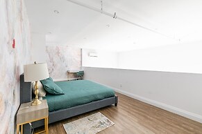 GLOBALSTAY. Dundurn Lofts. Free parking. Gym