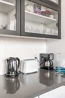 GLOBALSTAY. Dundurn Lofts. Free parking. Gym