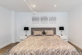 GLOBALSTAY. Dundurn Lofts. Free parking. Gym