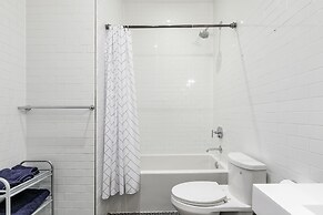 GLOBALSTAY. Dundurn Lofts. Free parking. Gym