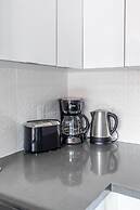 GLOBALSTAY. Dundurn Lofts. Free parking. Gym