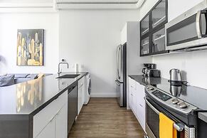 GLOBALSTAY. Dundurn Lofts. Free parking. Gym