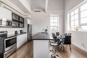 GLOBALSTAY. Dundurn Lofts. Free parking. Gym