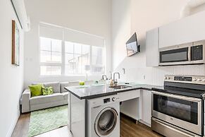 GLOBALSTAY. Dundurn Lofts. Free parking. Gym