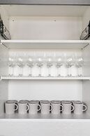 GLOBALSTAY. Dundurn Lofts. Free parking. Gym