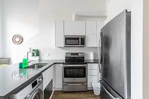 GLOBALSTAY. Dundurn Lofts. Free parking. Gym