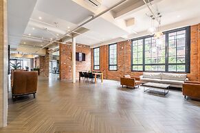 GLOBALSTAY. Dundurn Lofts. Free parking. Gym