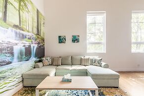 GLOBALSTAY. Dundurn Lofts. Free parking. Gym