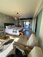 Simbavati Fynbos on Sea