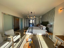 Simbavati Fynbos on Sea