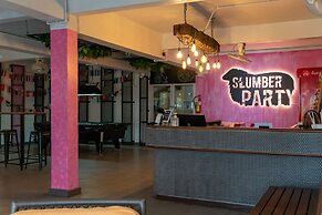 Slumber Party Koh Tao