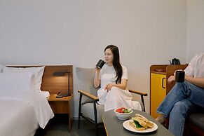 Moor Hotel by Aank Mokpo