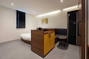Moor Hotel by Aank Mokpo