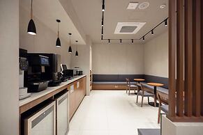 Moor Hotel by Aank Mokpo