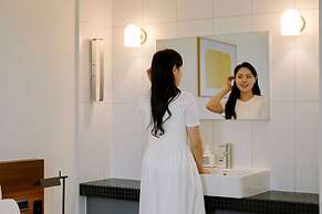 Moor Hotel by Aank Mokpo