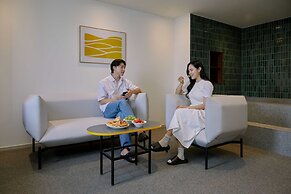 Moor Hotel by Aank Mokpo