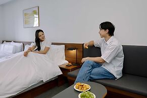 Moor Hotel by Aank Mokpo