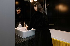 Moor Hotel by Aank Mokpo