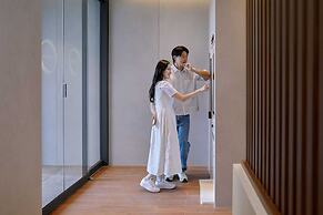 Moor Hotel by Aank Mokpo