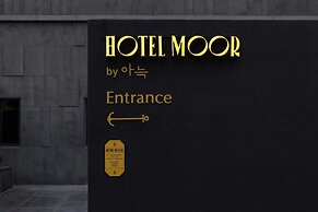 Moor Hotel by Aank Mokpo