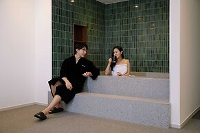 Moor Hotel by Aank Mokpo