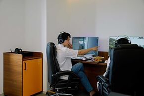 Moor Hotel by Aank Mokpo