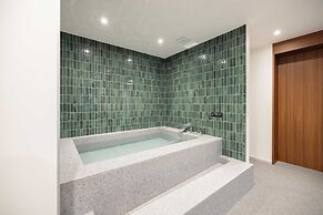 Moor Hotel by Aank Mokpo