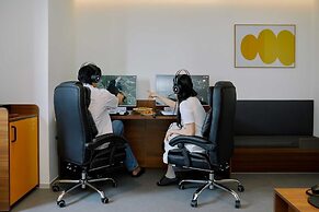 Moor Hotel by Aank Mokpo