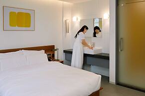 Moor Hotel by Aank Mokpo