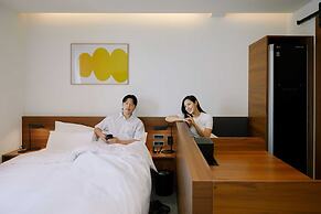 Moor Hotel by Aank Mokpo