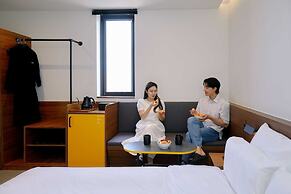 Moor Hotel by Aank Mokpo