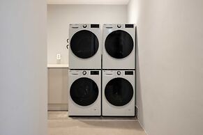 Moor Hotel by Aank Mokpo