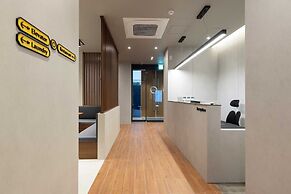 Moor Hotel by Aank Mokpo