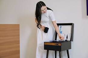 Moor Hotel by Aank Mokpo