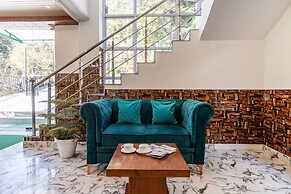 Treebo Srishti Vaikunth With Mountain View